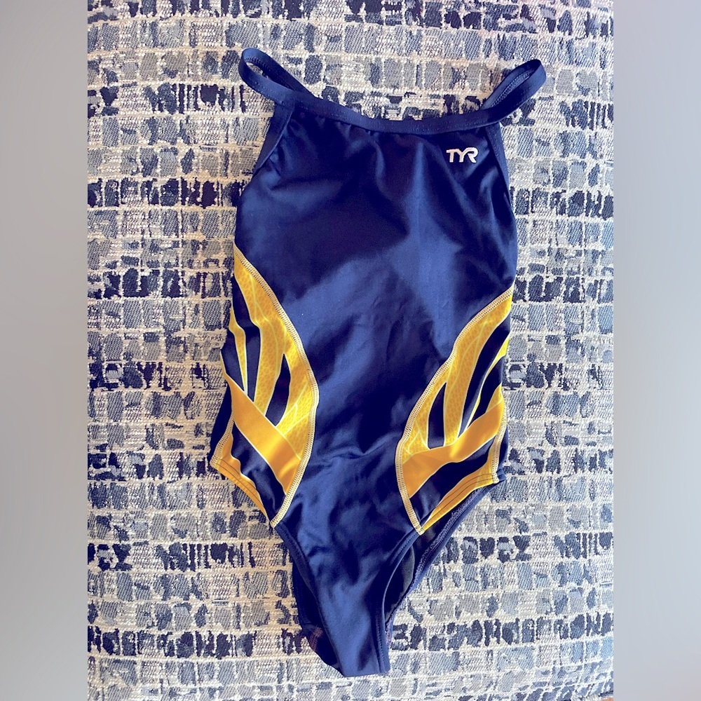 TYR Diamondfit Swimsuit, US 24